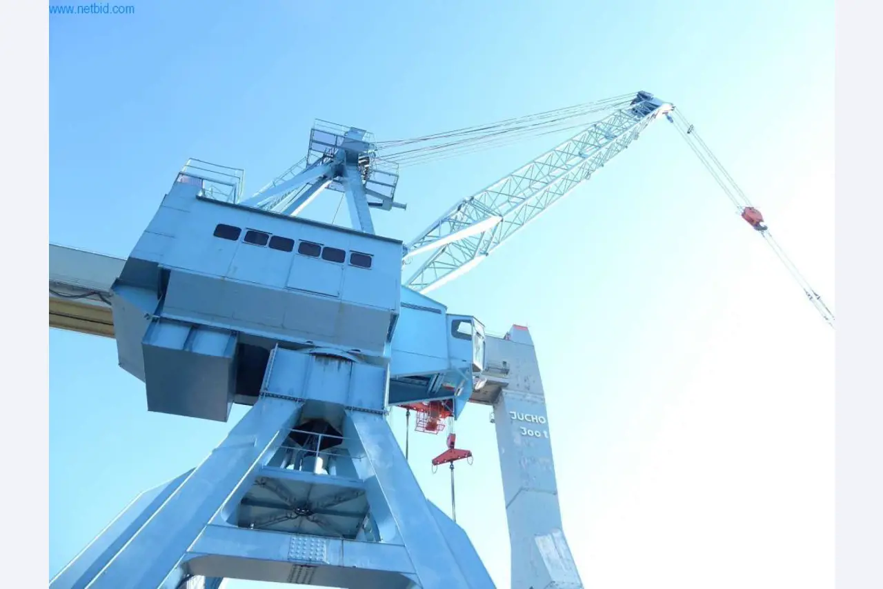 Máquinas e sistemas da Pella Sietas GmbH-1