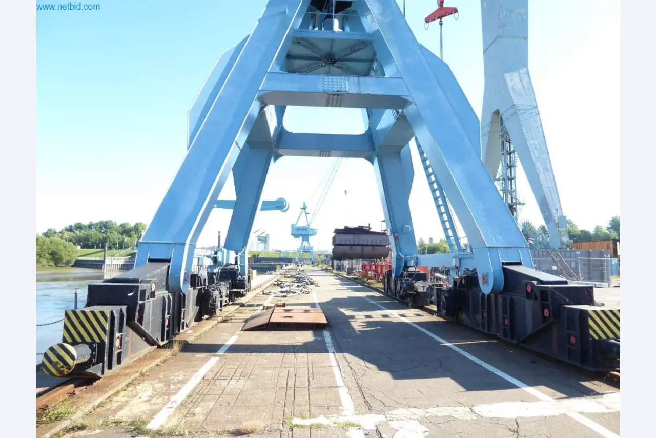 Máquinas e sistemas da Pella Sietas GmbH-6