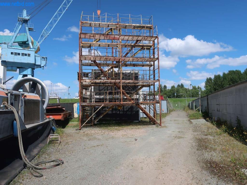 Stroji in sistemi podjetja Pella Sietas GmbH-1