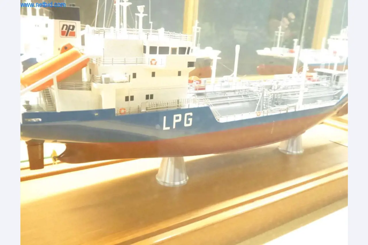 Máquinas y sistemas de Pella Sietas GmbH-4