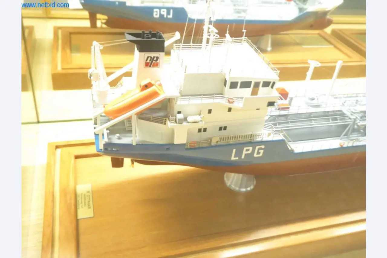 Máquinas y sistemas de Pella Sietas GmbH-5