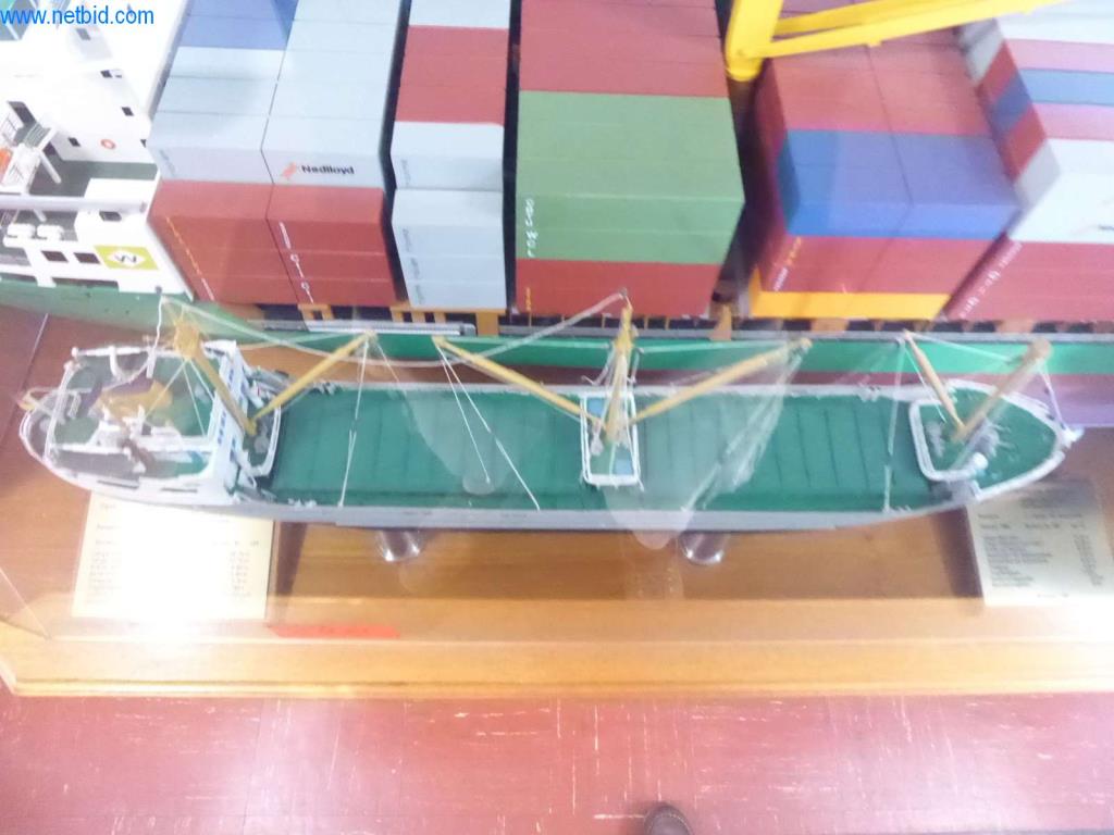 Máquinas e sistemas da Pella Sietas GmbH-4