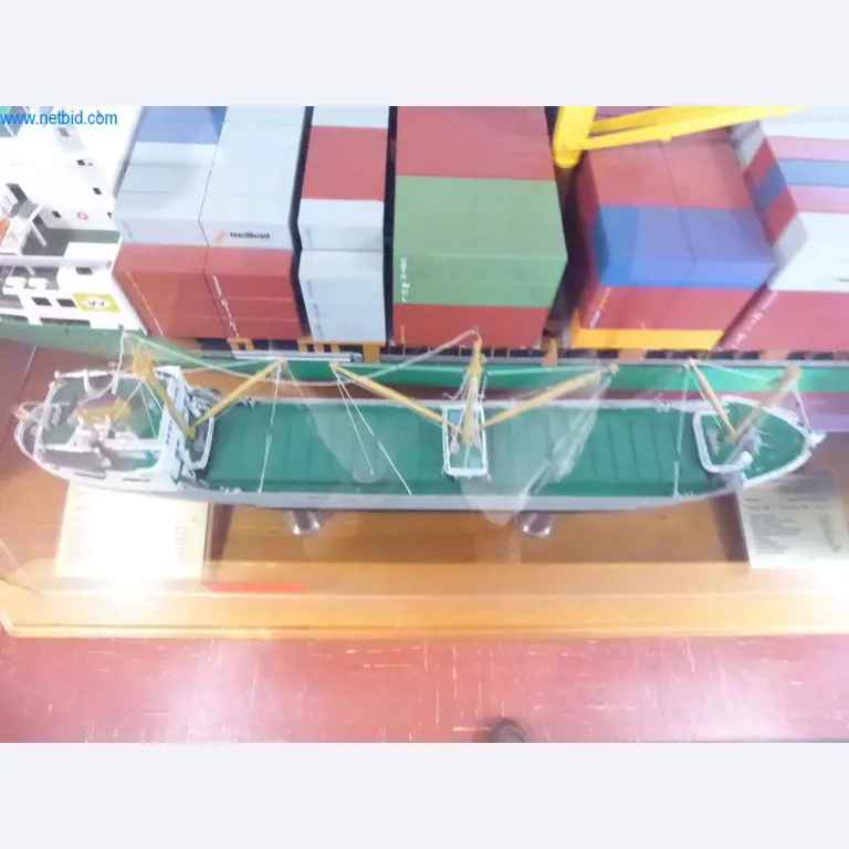 Máquinas y sistemas de Pella Sietas GmbH-4