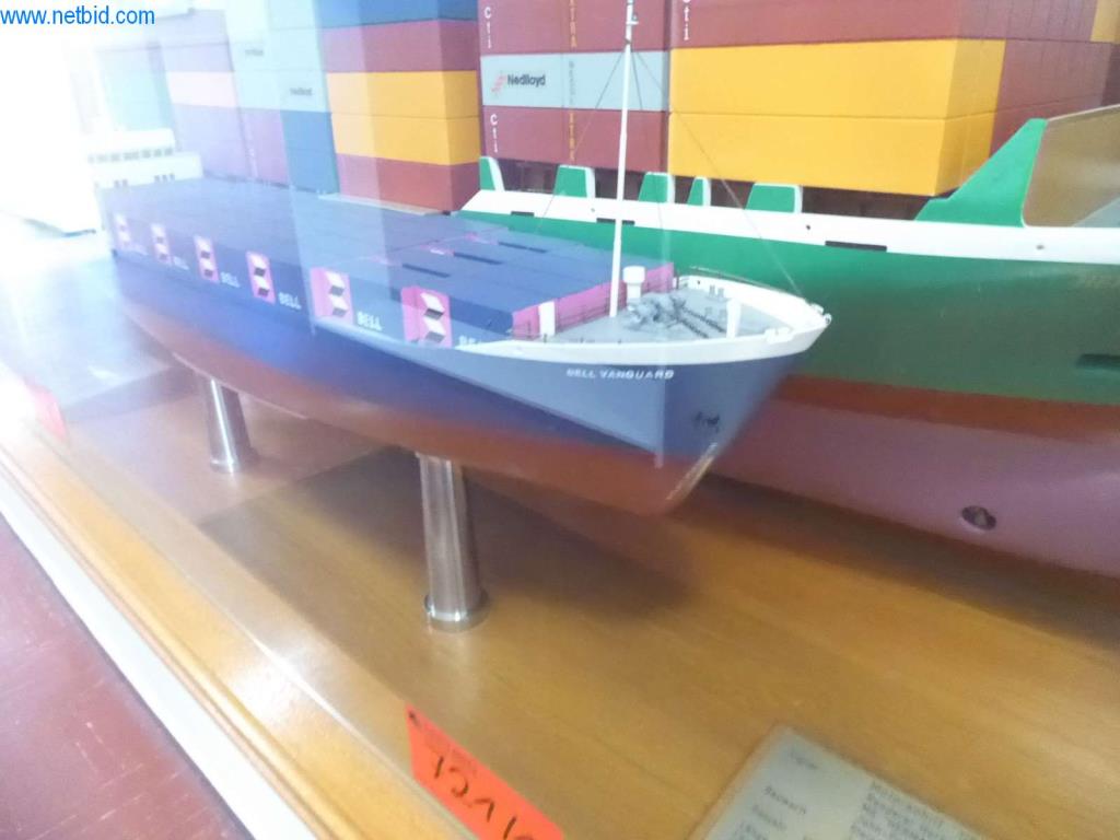 Máquinas e sistemas da Pella Sietas GmbH-4