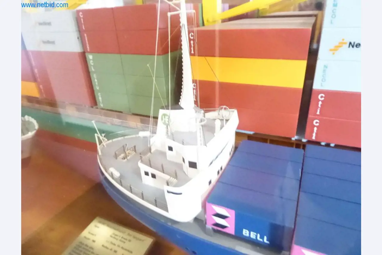 Máquinas y sistemas de Pella Sietas GmbH-5