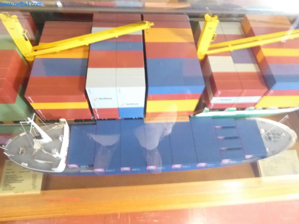 Máquinas e sistemas da Pella Sietas GmbH-7