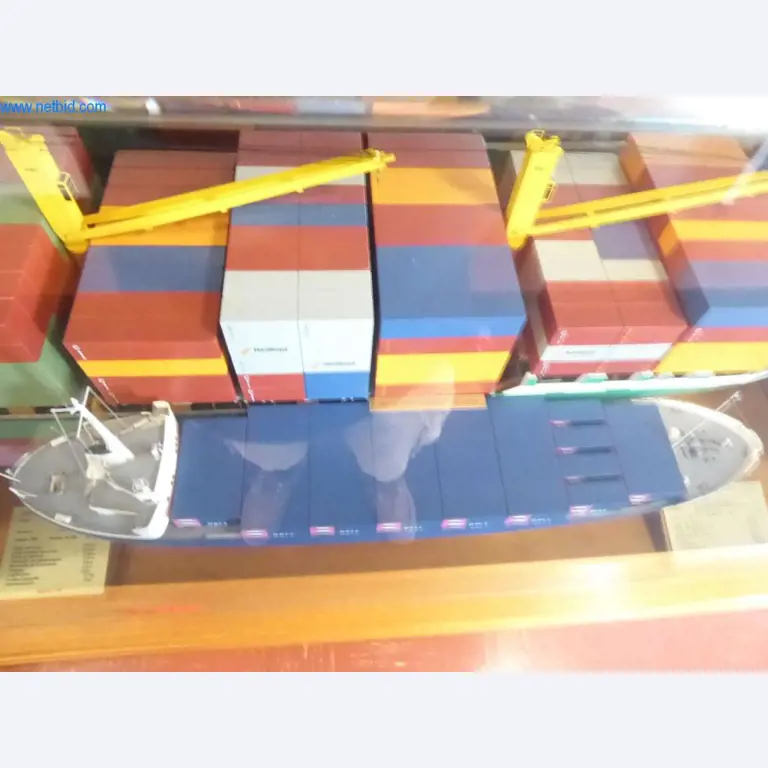 Máquinas y sistemas de Pella Sietas GmbH-7