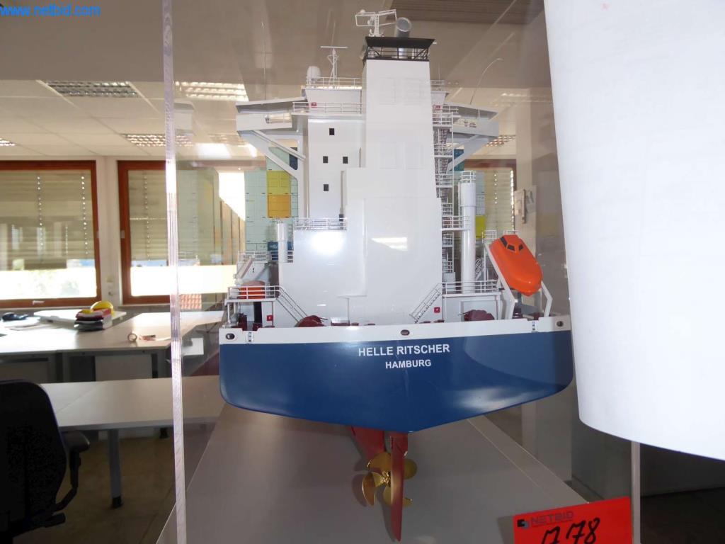 Máquinas e sistemas da Pella Sietas GmbH-10