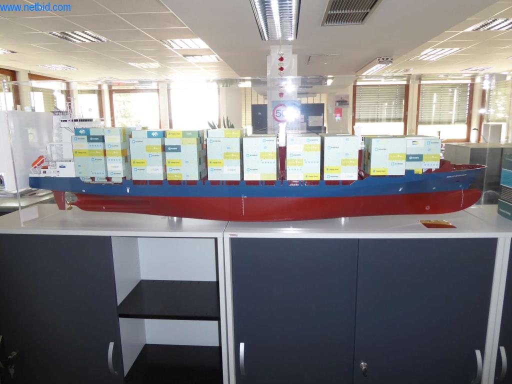 Máquinas e sistemas da Pella Sietas GmbH-1