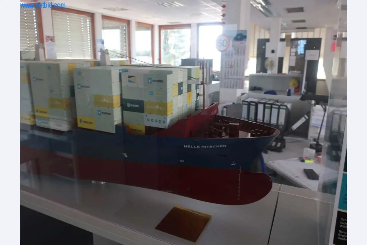 Máquinas y sistemas de Pella Sietas GmbH-3