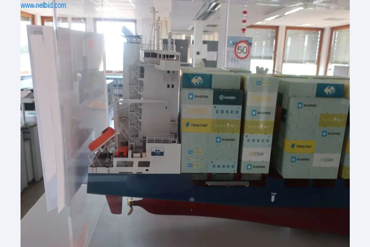 Máquinas y sistemas de Pella Sietas GmbH-4