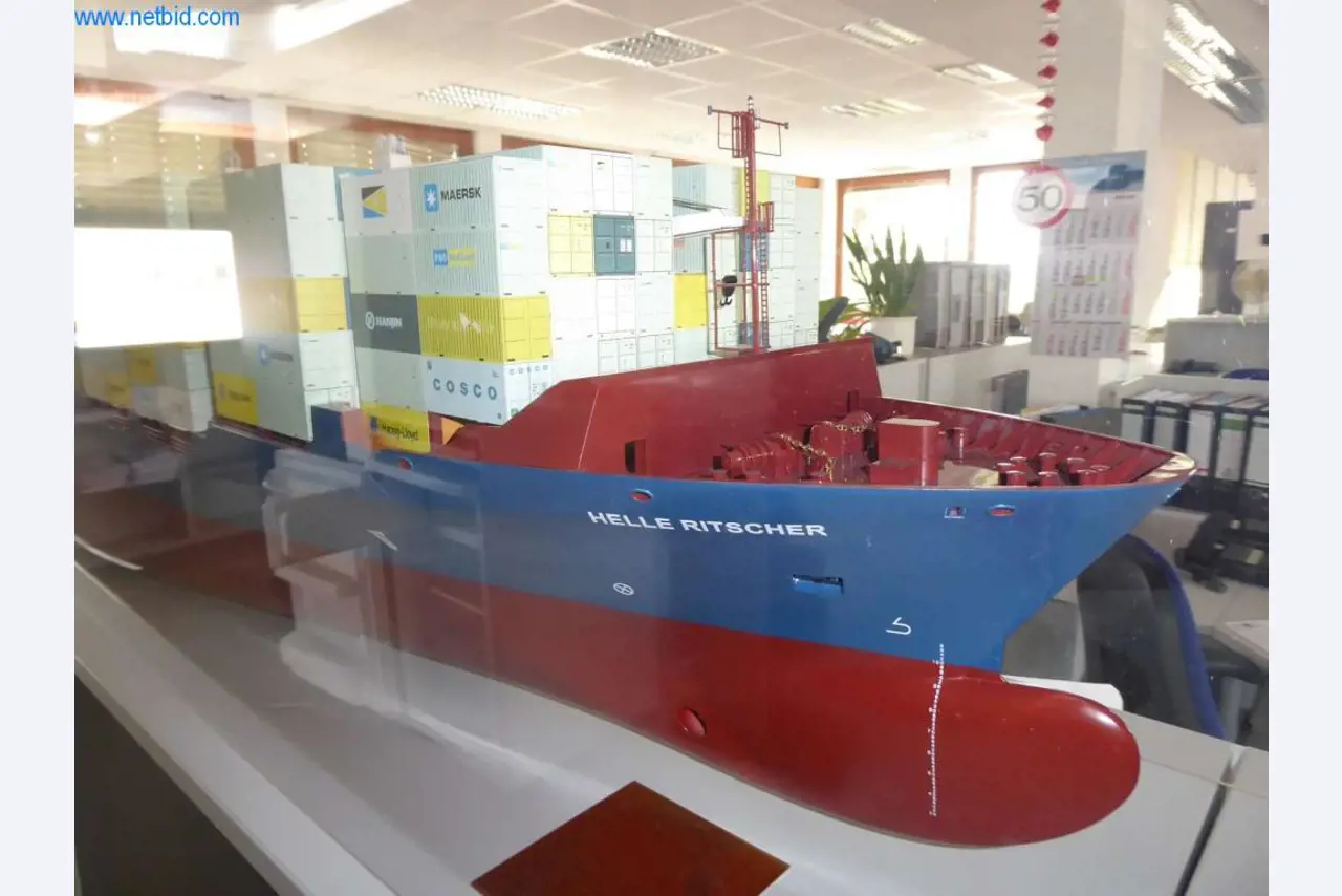 Máquinas y sistemas de Pella Sietas GmbH-5