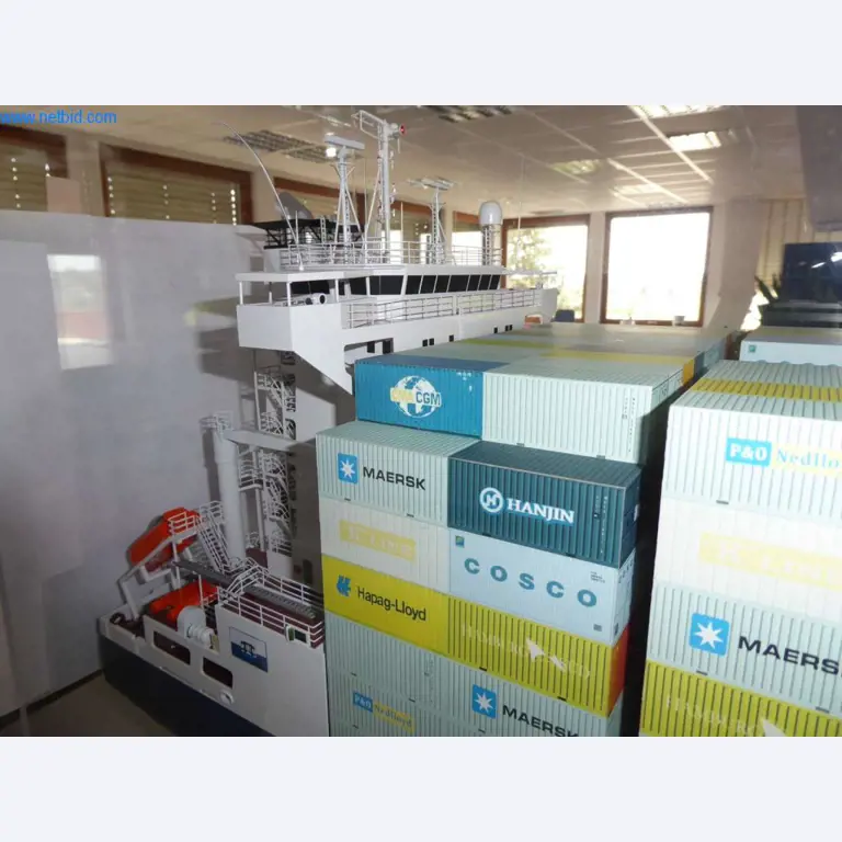 Máquinas y sistemas de Pella Sietas GmbH-7