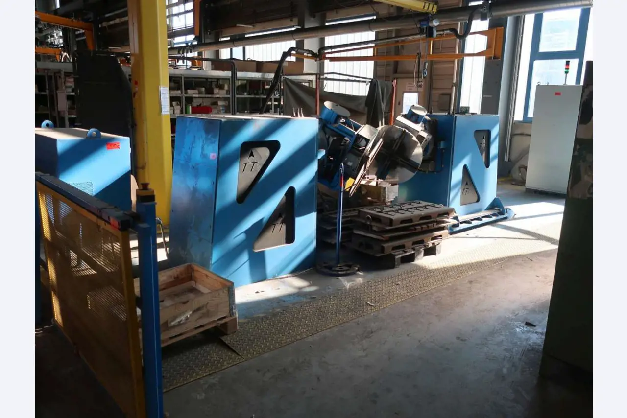 Máquinas y sistemas de Pella Sietas GmbH-1