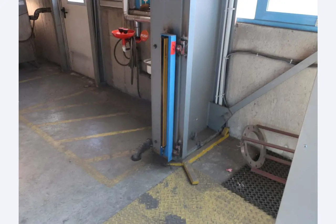 Máquinas y sistemas de Pella Sietas GmbH-7