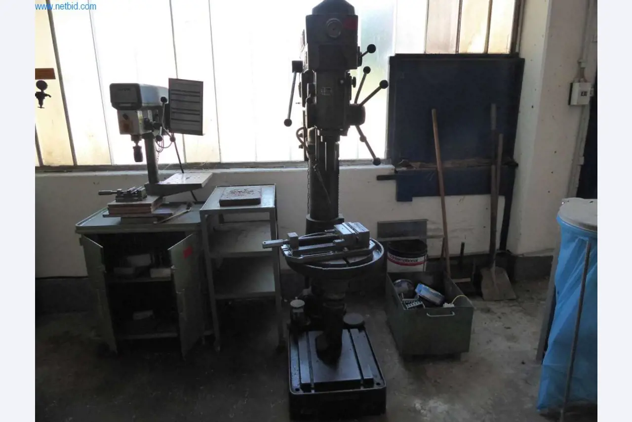 Máquinas e sistemas da Pella Sietas GmbH-1