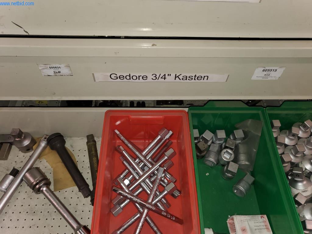 Maschinen und Anlagen der Pella Sietas GmbH-17