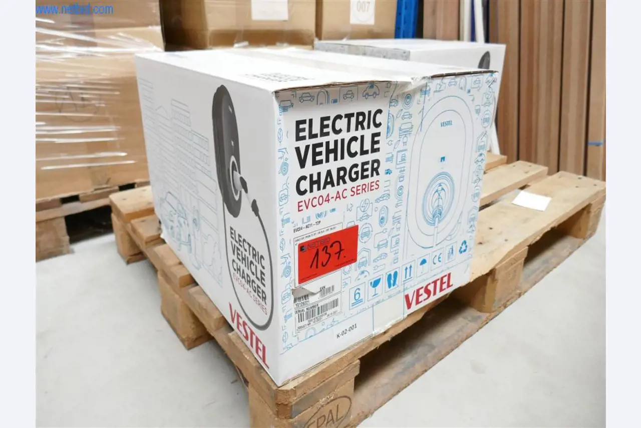 Sprzęt operacyjny i biurowy, zapasy-1