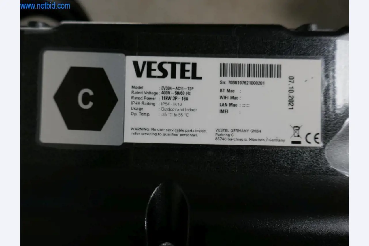 Wall boxes and charging cable-2