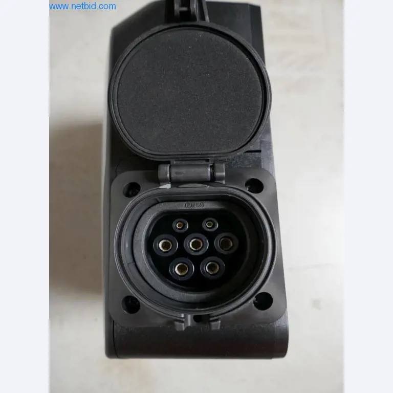 Material de explotación y oficina, existencias-3