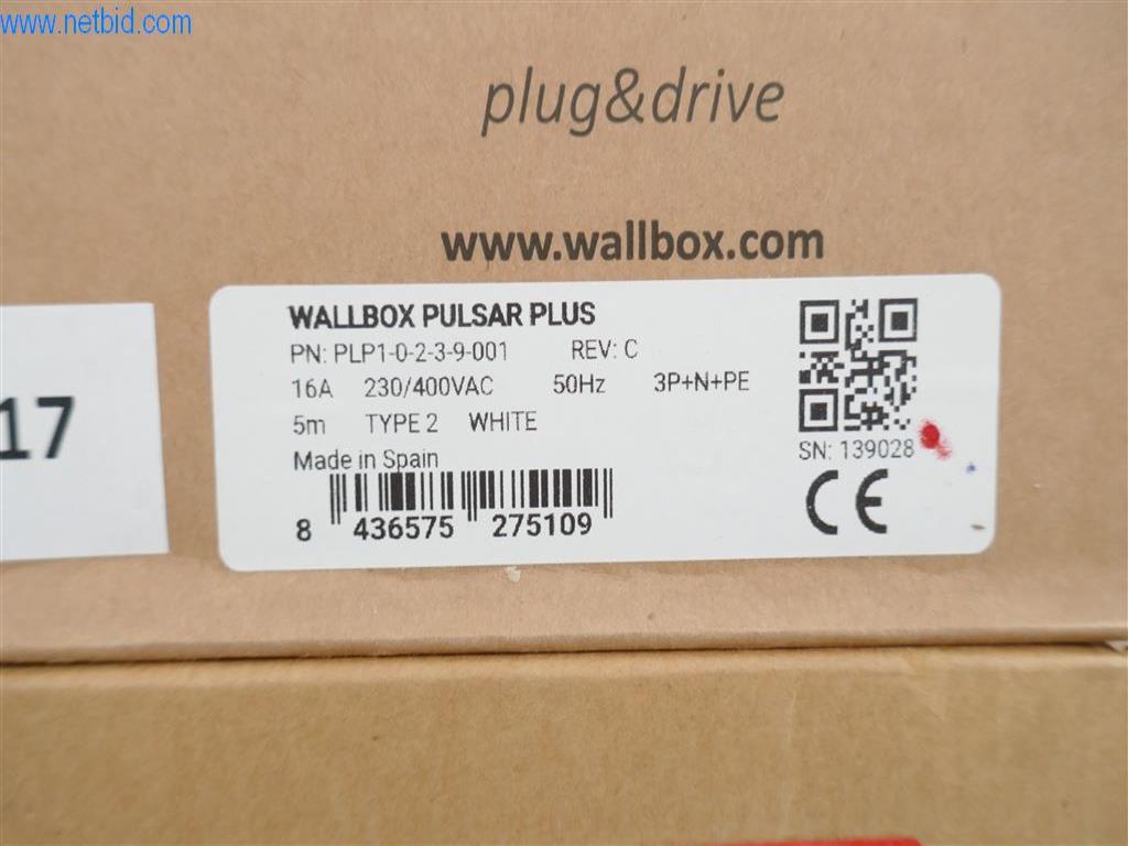 Wall boxes and charging cable-2