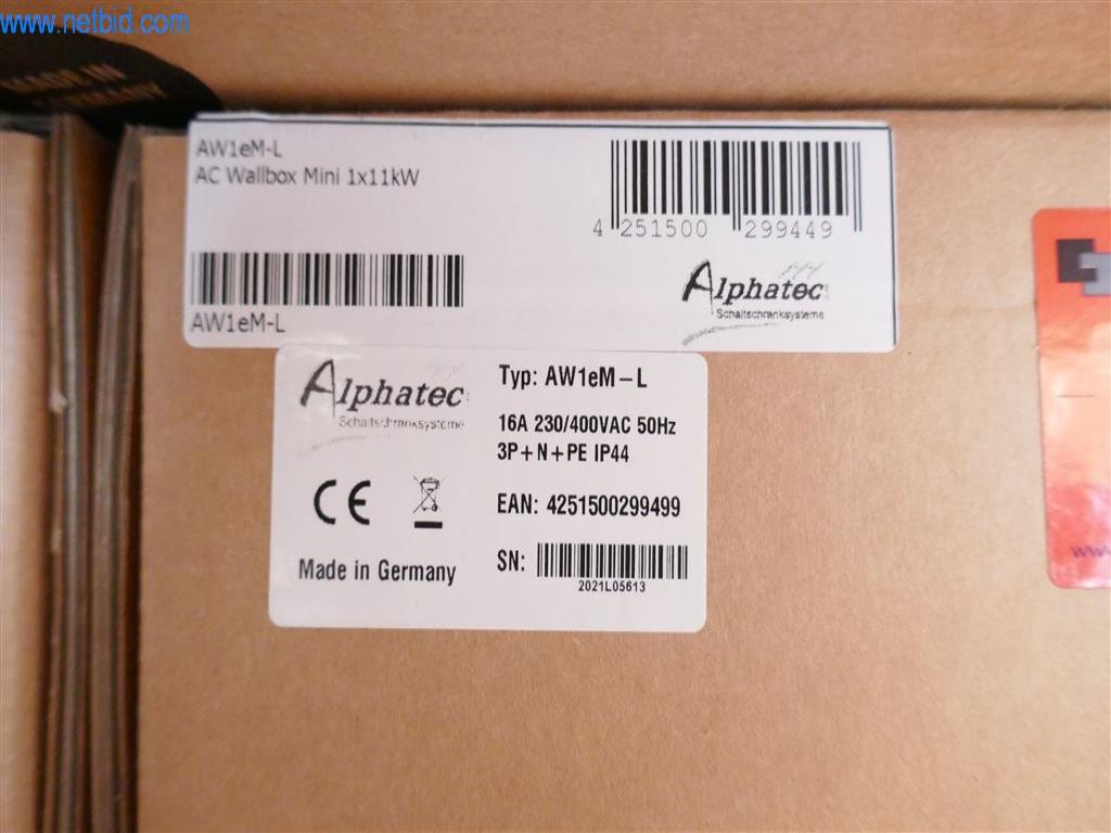 Wall boxes and charging cable-2