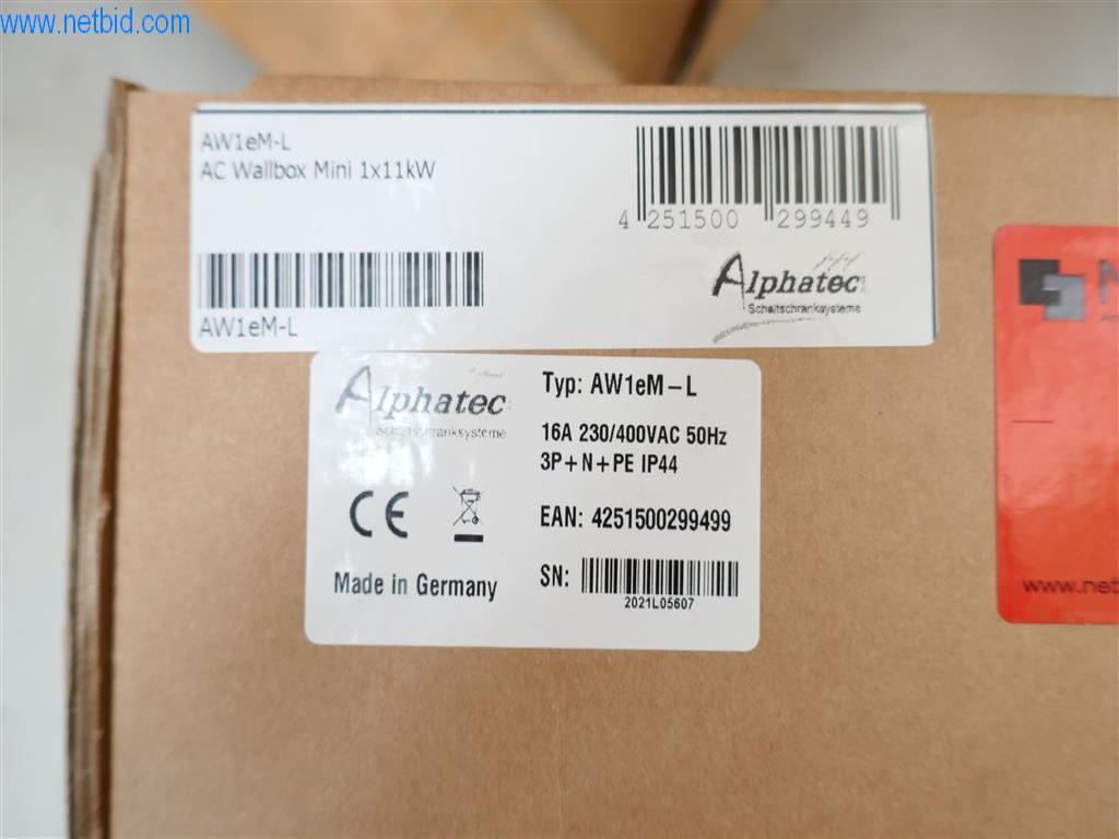 Wall boxes and charging cable-2