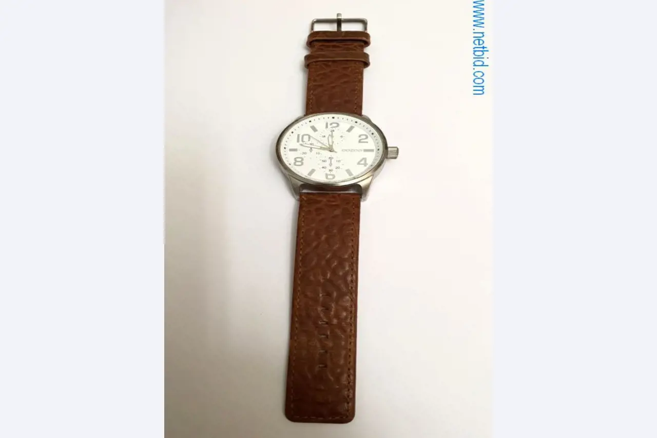 Varios relojes de pulsera-1