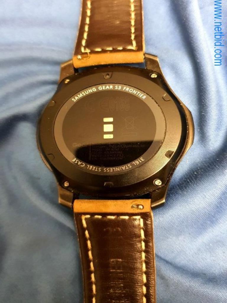 Various wrist watches-3