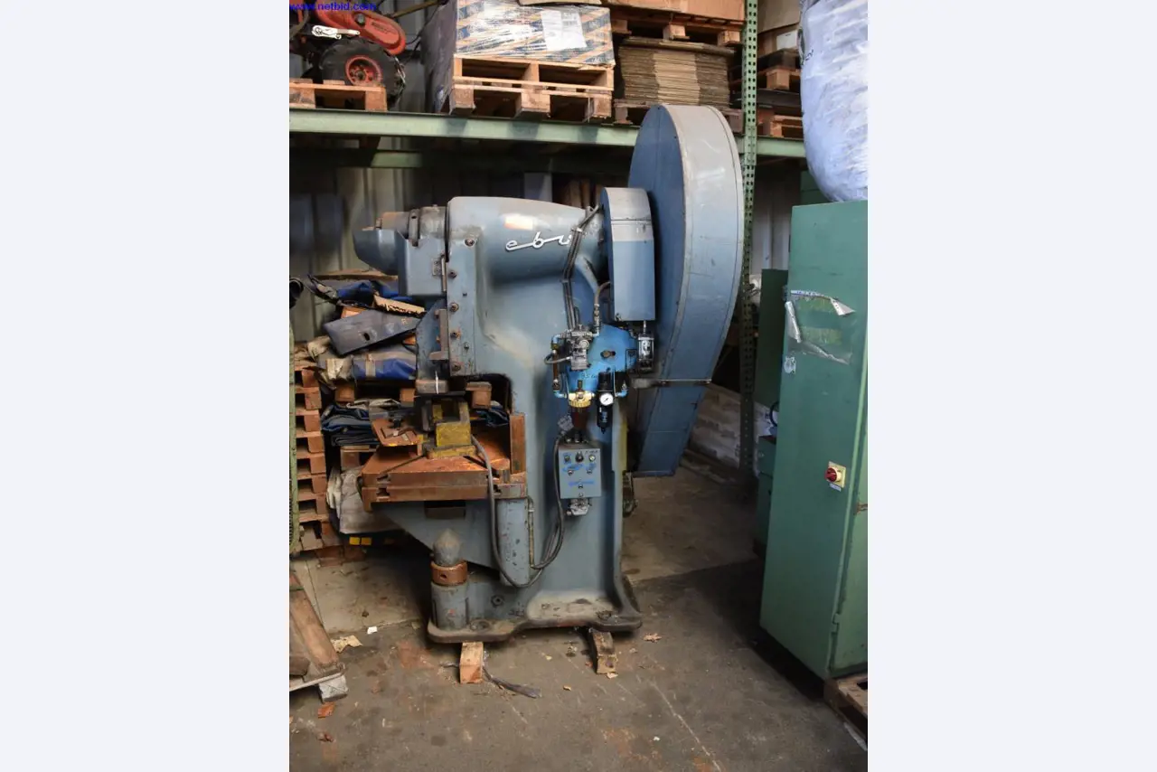 Liquidación de existencias Máquinas y accesorios-2