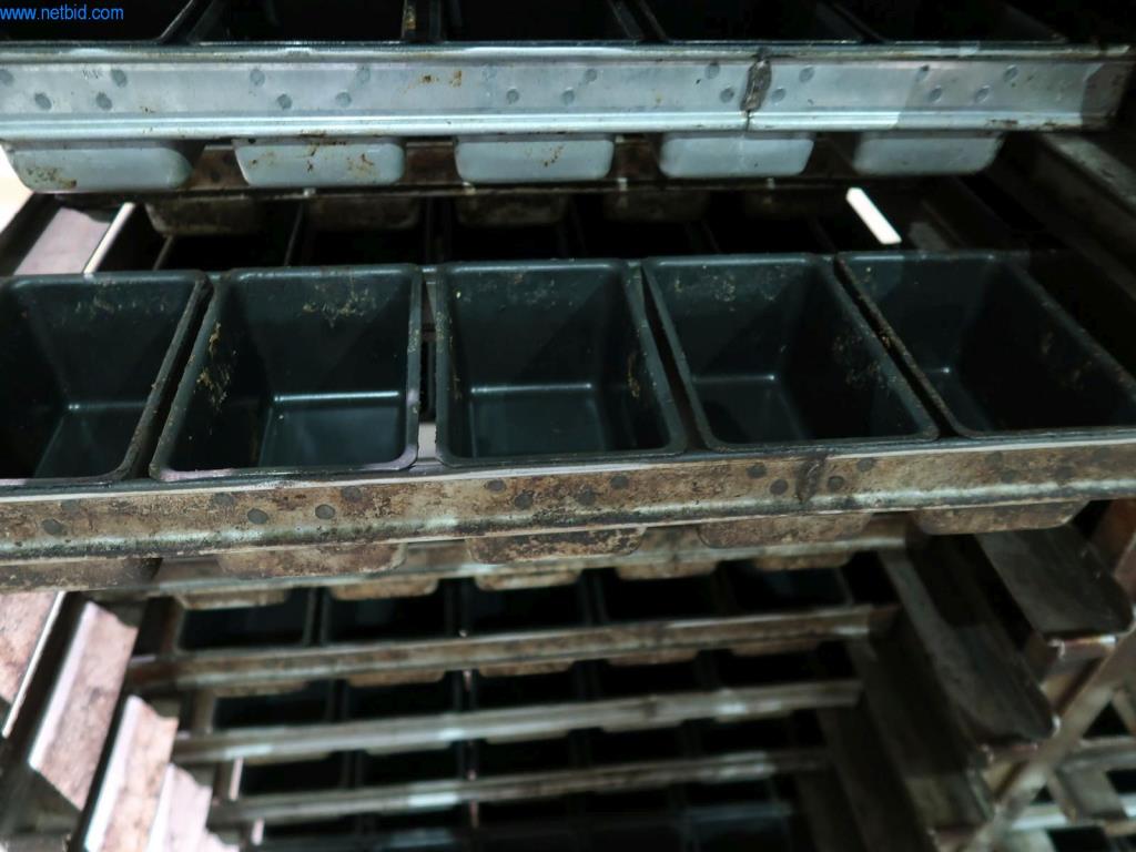 Machines for making baguettes/ rolls-4