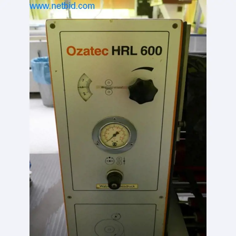 Stroje pro výrobu desek s plošnými spoji-4