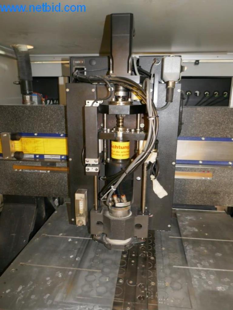 Stroje pro výrobu desek s plošnými spoji-4