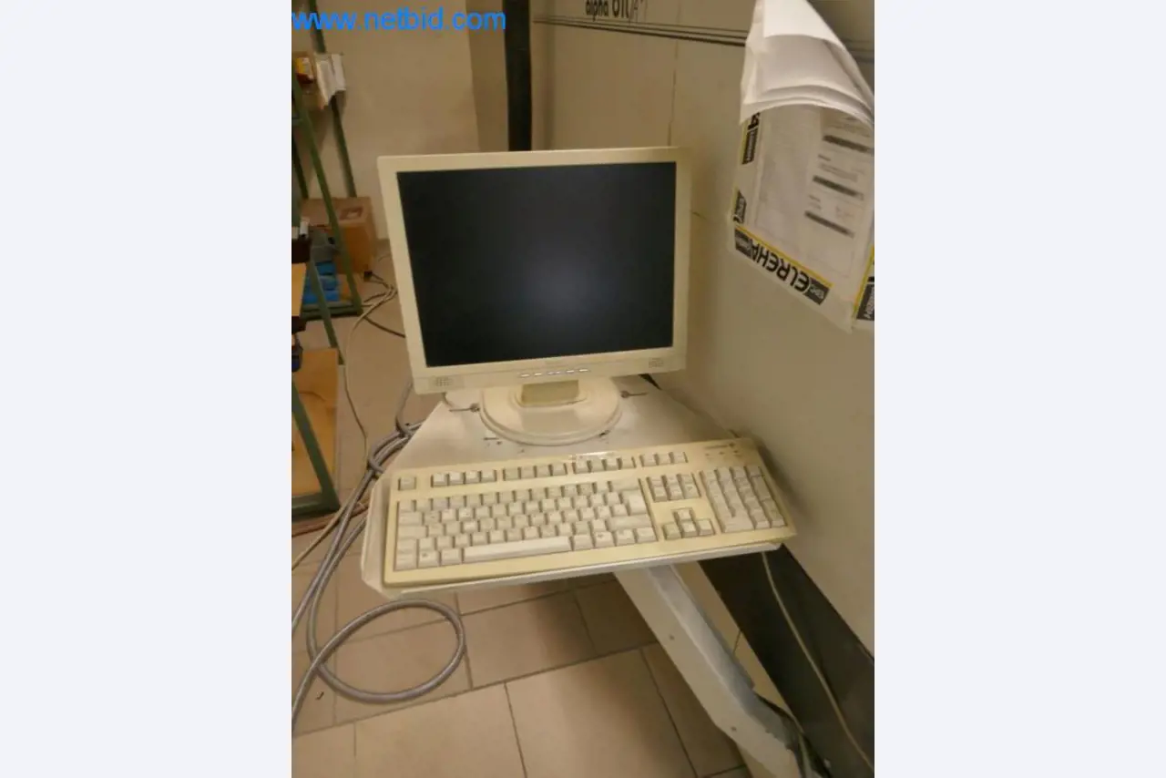 Stroje pro výrobu desek s plošnými spoji-5