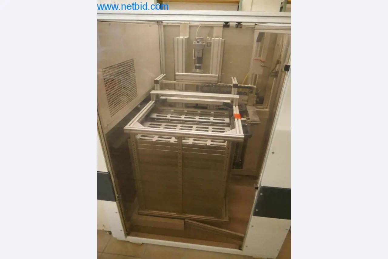 Stroje pro výrobu desek s plošnými spoji-8