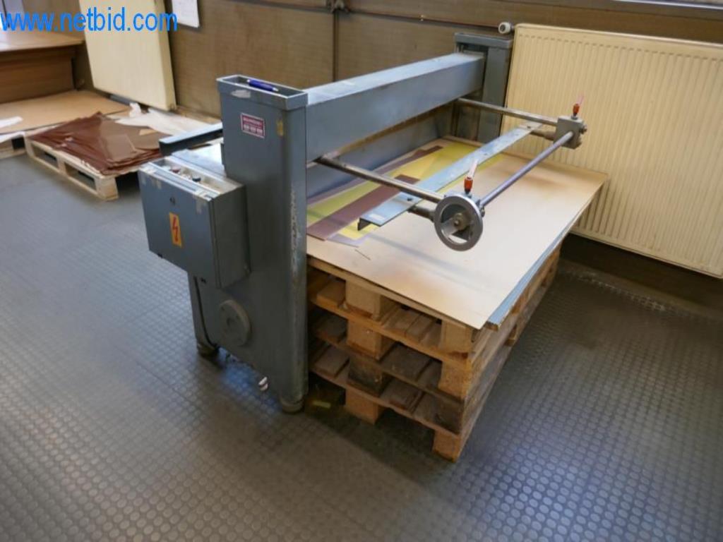 Stroje pro výrobu desek s plošnými spoji-4