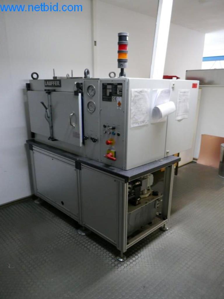 Stroje pro výrobu desek s plošnými spoji-1