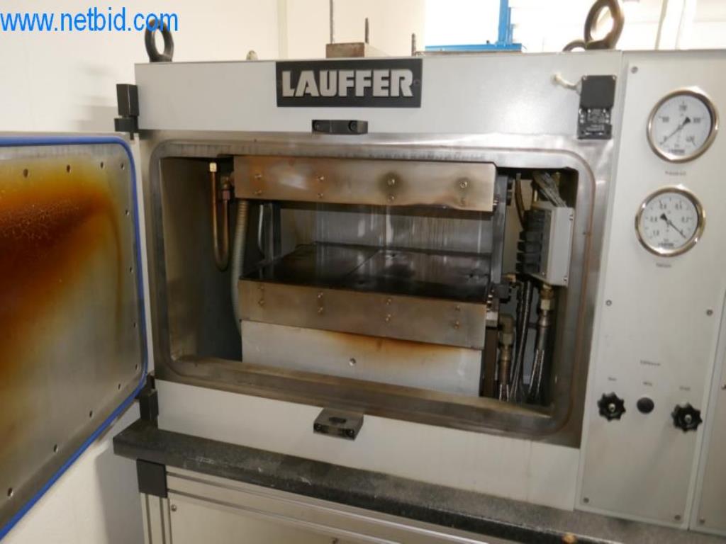 Stroje pro výrobu desek s plošnými spoji-2