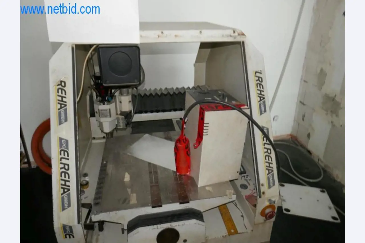 Stroje pro výrobu desek s plošnými spoji-4