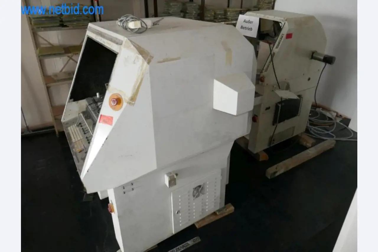 Stroje pro výrobu desek s plošnými spoji-6