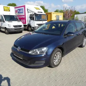 Samochód VW Golf VII 1,6 TDI Variant Trendline BluMotion