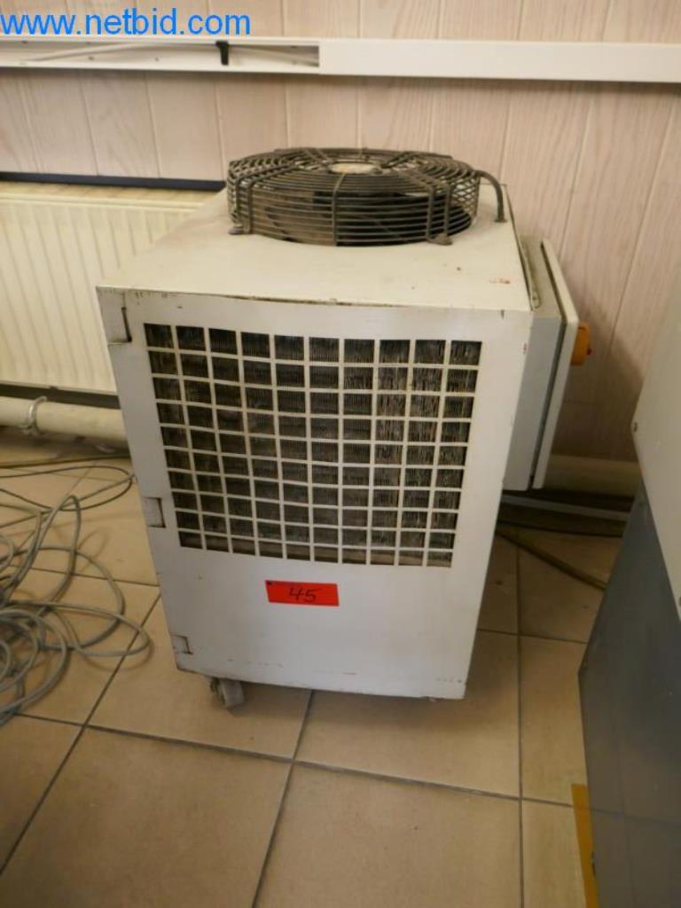 Stroje pro výrobu desek s plošnými spoji-4