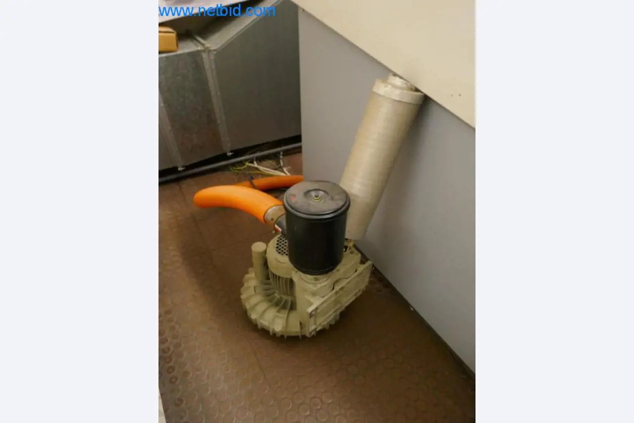 Stroje pro výrobu desek s plošnými spoji-3