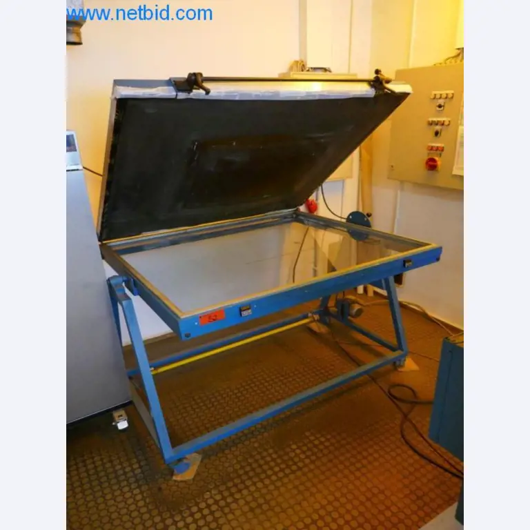 Stroje pro výrobu desek s plošnými spoji-1