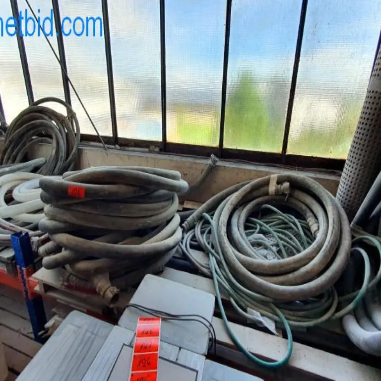 1 Posten large volume plaster hoses