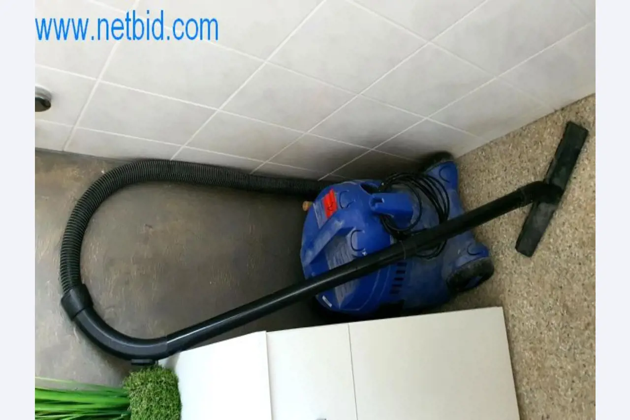 Betriebs- und Geschäftsausstattung eines Gipser- und Malergeschäftes-1