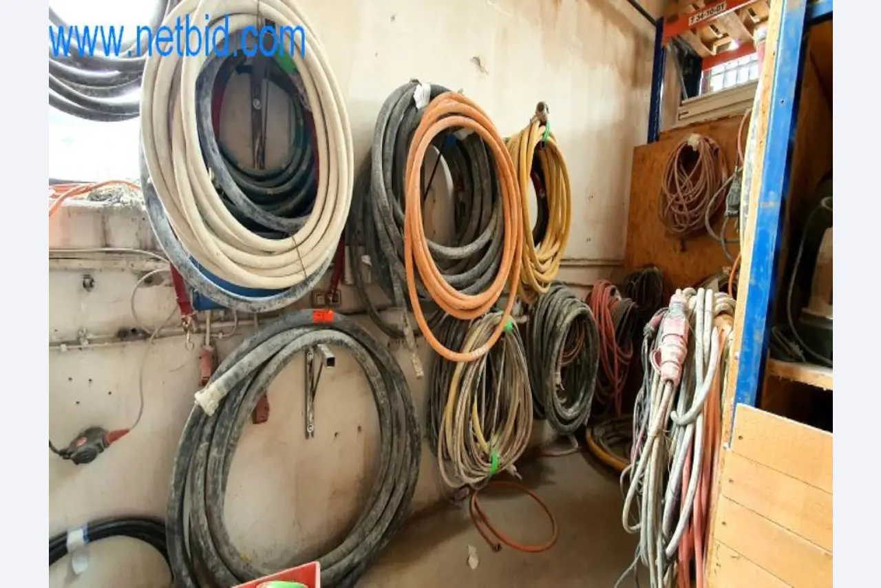 Operating and office equipment of a plasterer and painters shop-1