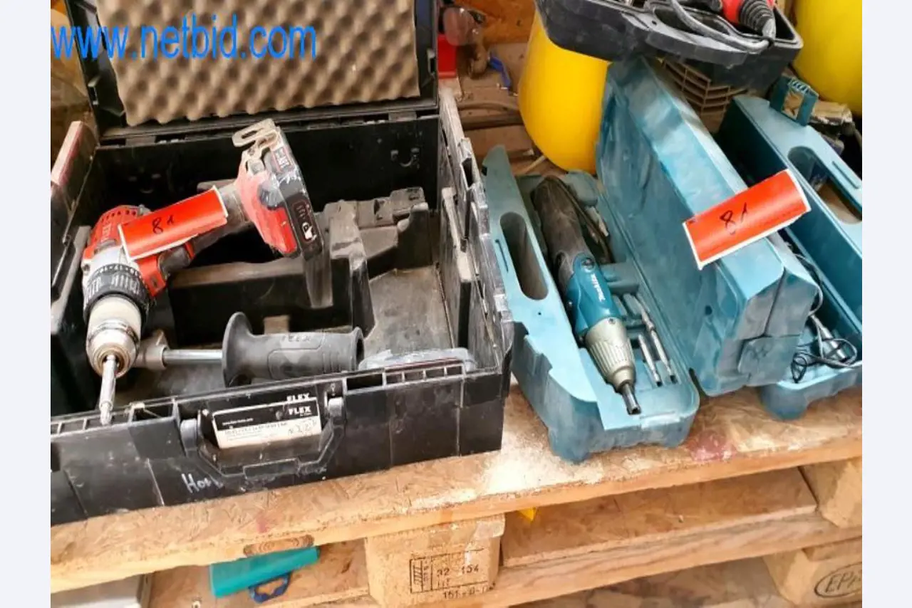 Operating and office equipment of a plasterer and painters shop-3