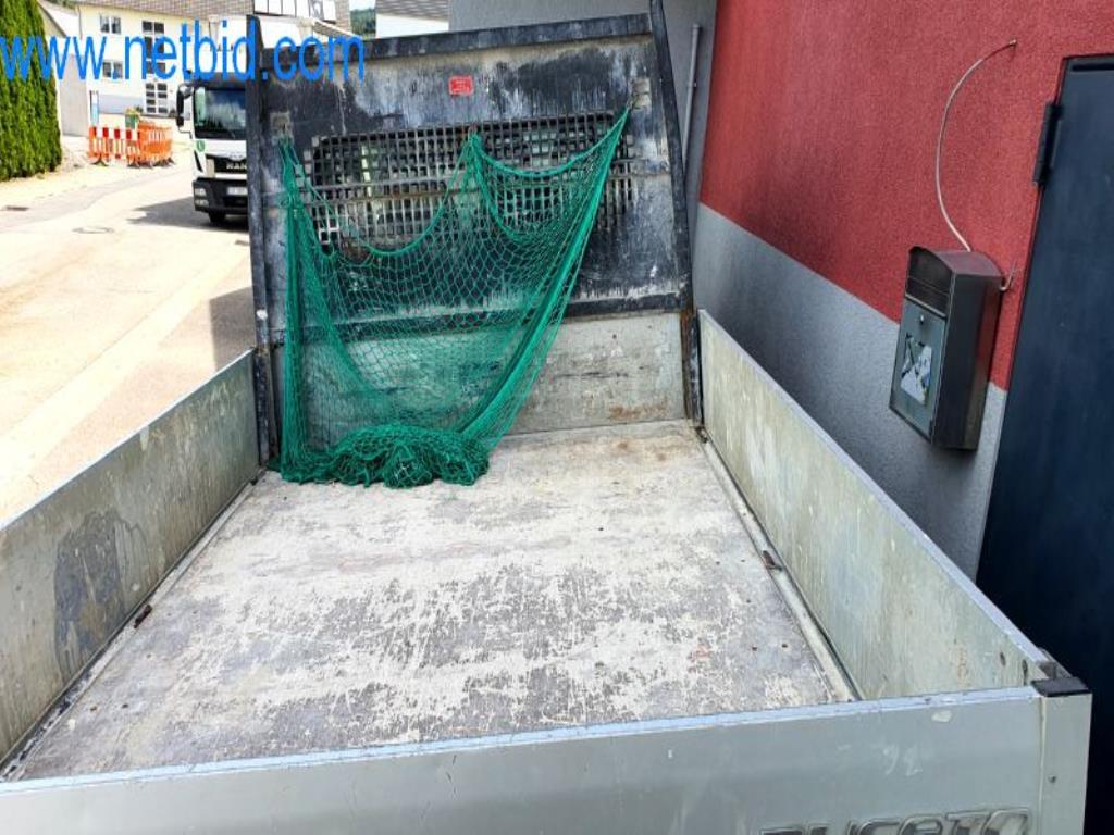 Operating and office equipment of a plasterer and painters shop-11