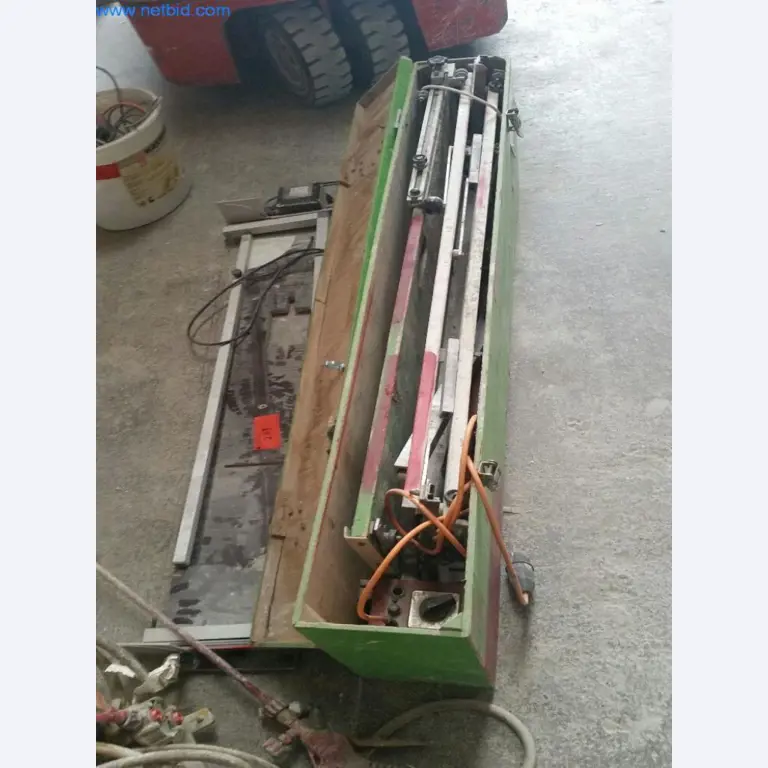 Operating and office equipment of a plasterer and painters shop-4